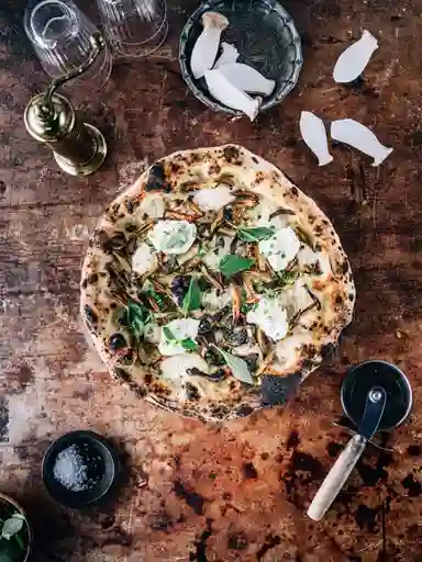 Pizza Bosque de Hongos con Queso