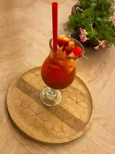Michelada con Soda 16 Oz