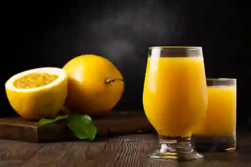 Jugo de Maracuya en Leche