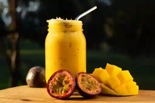 Jugo de Maracumango en Leche