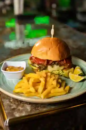 Hamburguesa Brasa y Campo