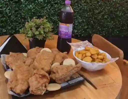 Pollo Broaster 8 Presas Gaseosa Lt