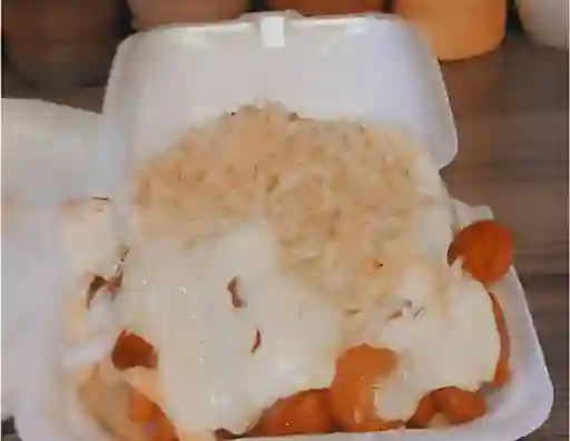 Salchipapa Gratinada