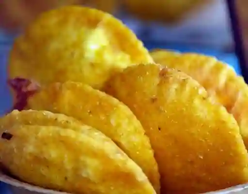 Arepaehuévo con Camarón
