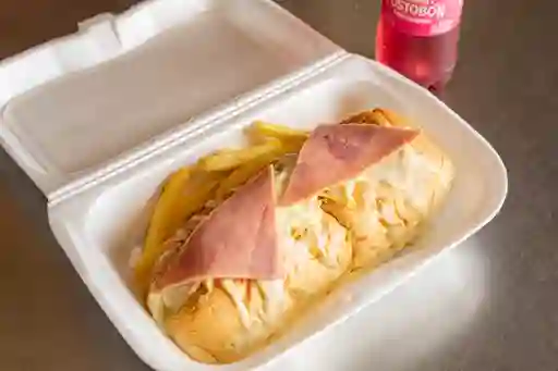 Perro Italo + Papas + Gaseosa