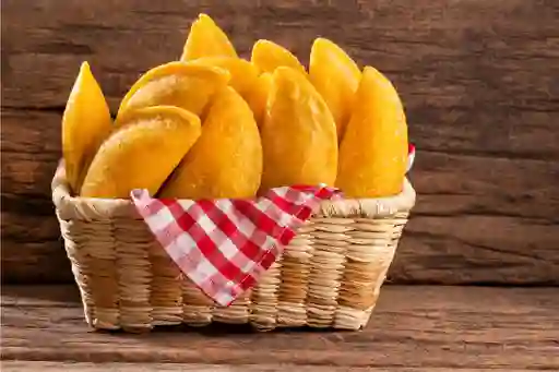 Empanada Arroz Carne