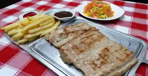 Lomito De Cerdo Asado.