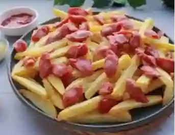 Salchipapa Sencilla