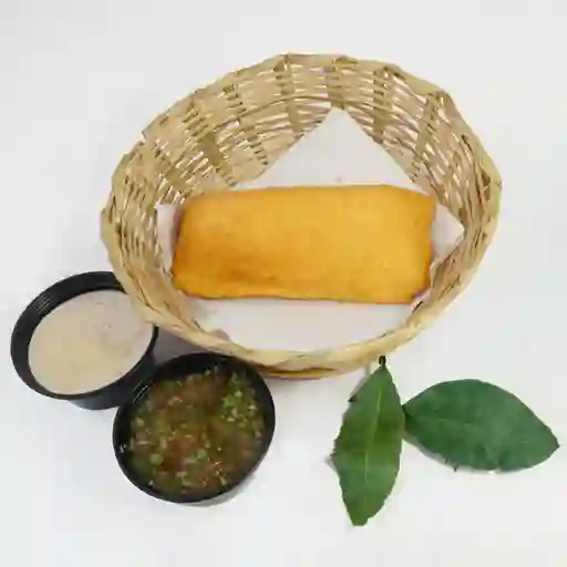 4 Empanadas Queso y Pollo