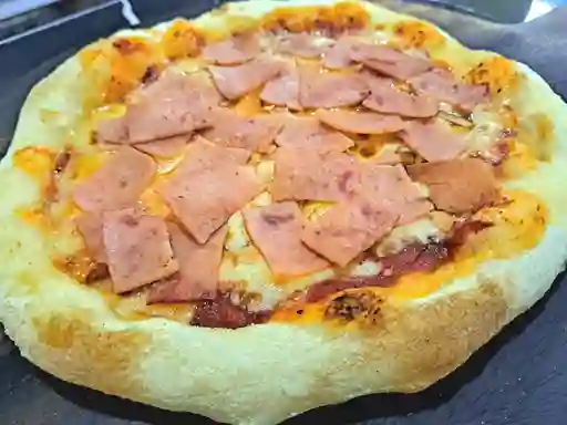 Pizza Jamón & Queso