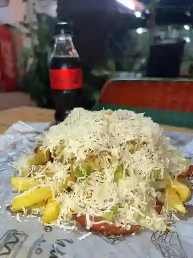Salchipapa Sencilla