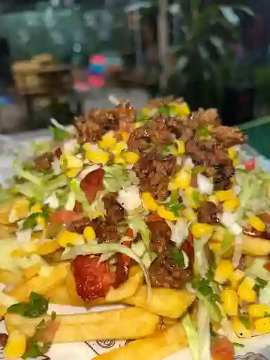 Salchipapa Mexicana