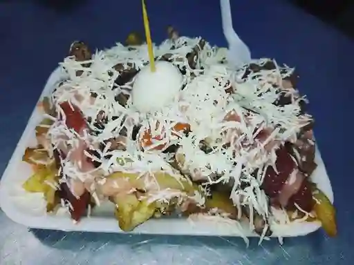Salchipapas Especial