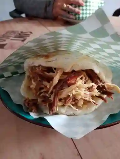 Arepa Mixta Fusion