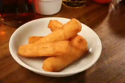 Porción de Yucas Fritas