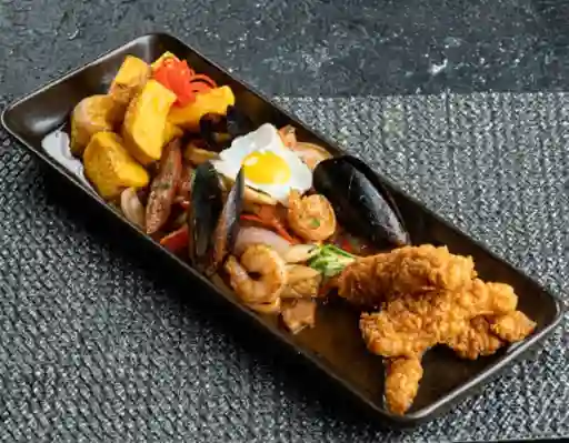 Saltado de Mariscos