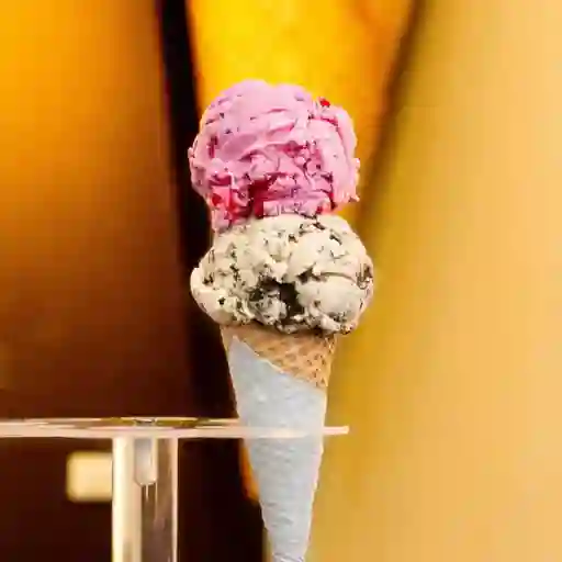 Gelato Gourmet Cono Doble