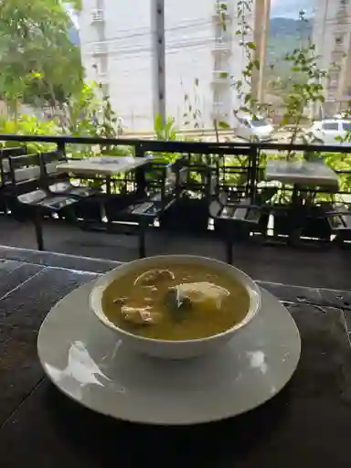 Caldo de Costilla