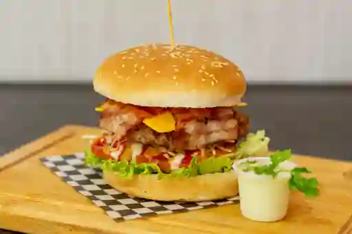 Hamburguesa de Res Manantial
