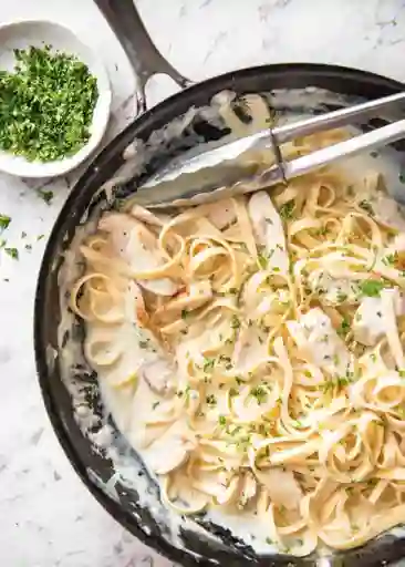 Pasta Al Burro Pollo