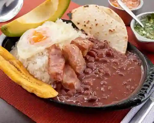 Frijolada