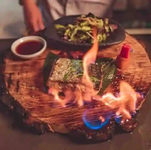 Salmon a la Robata
