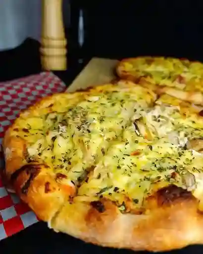 Pizza Carnes