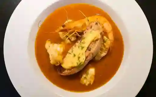 Desayuno con Caldo de Pez