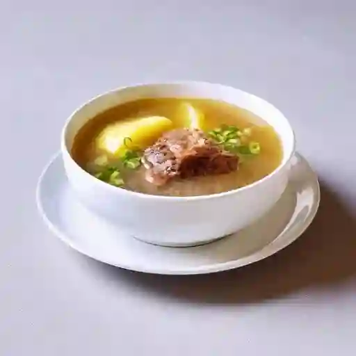 Desayuno con Caldo de Costilla