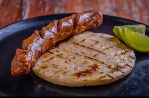Chorizo con Arepa