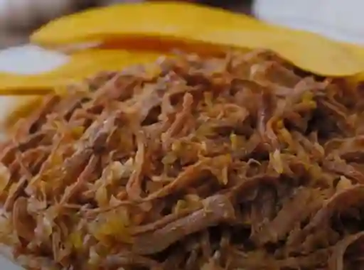 Medio Calentado Ropa Vieja