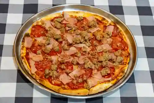 Pizza 4 Carnes