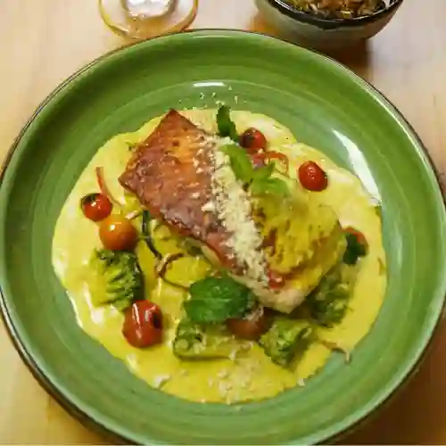 Salmón Al Curry
