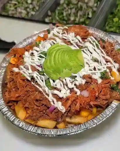 Salchipapa de Res
