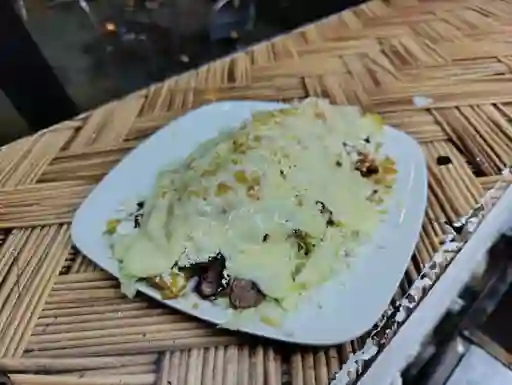 Patacon Mixto Suiza y Pollo