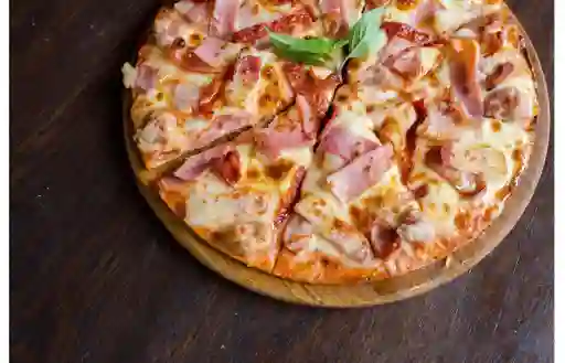Pizza Mediana Jamón y Queso