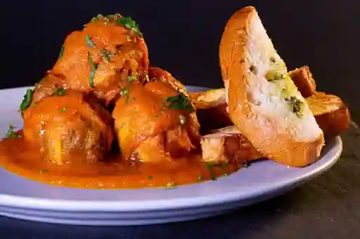 Albóndigas Bravas