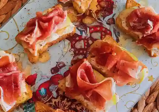 Tostadas de Jamón Serrano