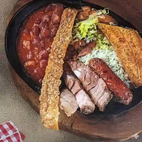 Frijolada con Cerdo Sencilla