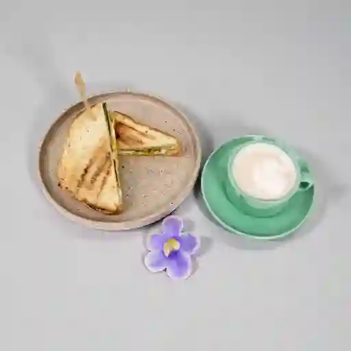 Jamón de pavo y huevo