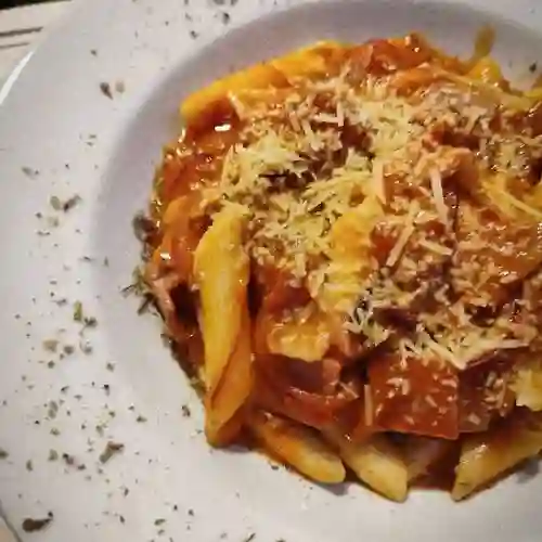Pasta En  Salsa Amatriciana