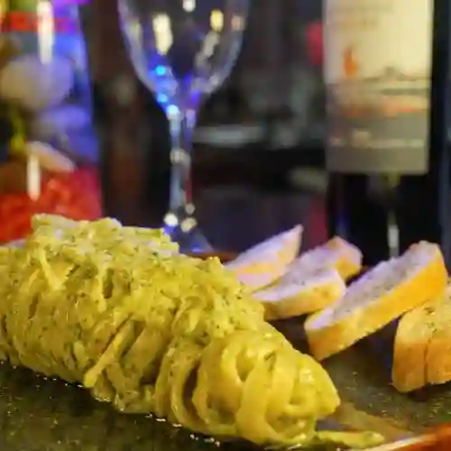 Pasta En  Salsa Pesto Cream