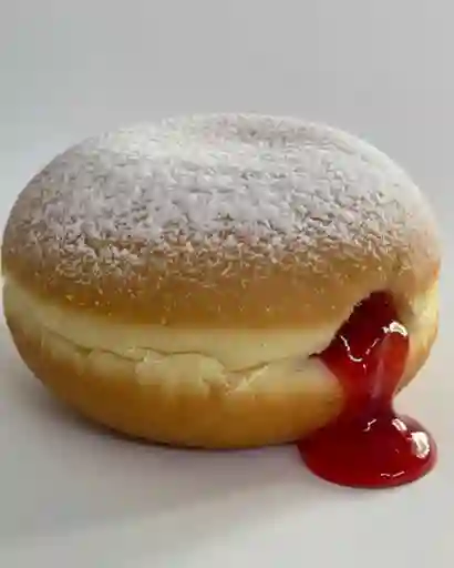 Dona rellena de fresa