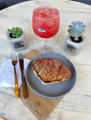 Croissant chocolate