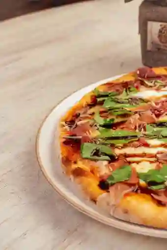 Pizza Extravaganza Mediana