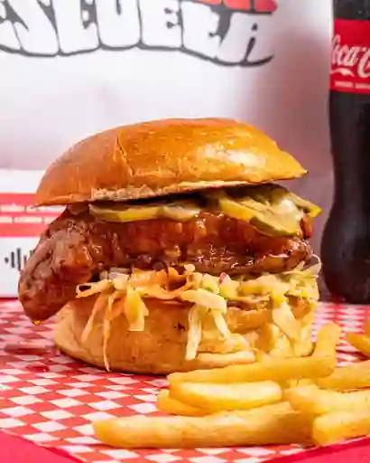 Nueva Escuela Chicken Sandwich