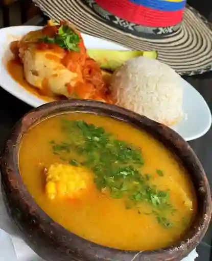 Sancocho de Gallina