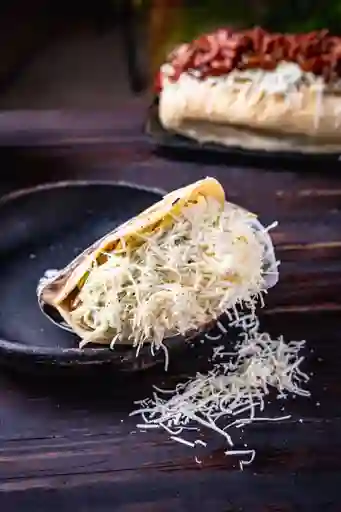 Arepa con Chicharron