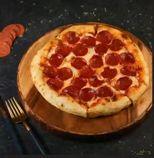 Pizza Salami Small