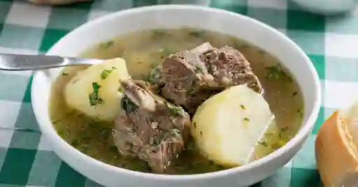 Caldo de Costilla